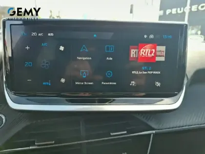 Photo 41 Peugeot 2008  Hybrid 145 e-DCS6