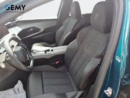 Photo 8 Peugeot 5008  Hybrid 145 ch e-DCS6