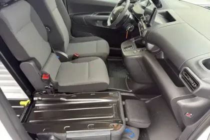 Photo 13 Peugeot Partner  FOURGON M 650 KG BLUEHDI 130 S&S EAT8