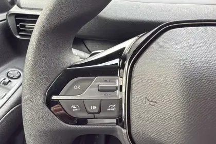 Photo 24 Peugeot Partner  FOURGON M 650 KG BLUEHDI 130 S&S EAT8