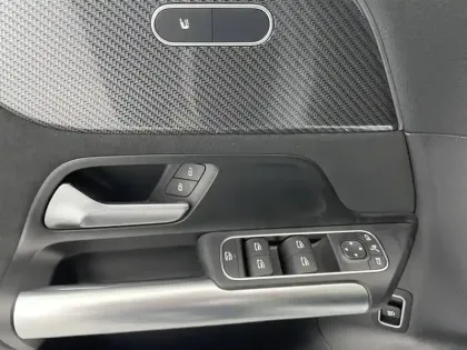 Photo 95 Mercedes Classe B  200 d 8G-DCT