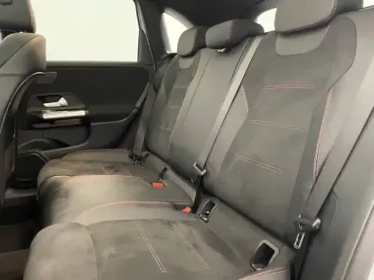 Photo 49 Mercedes Classe B  200 d 8G-DCT