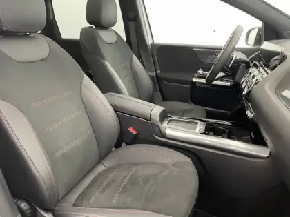 Photo 62 Mercedes Classe B  200 d 8G-DCT