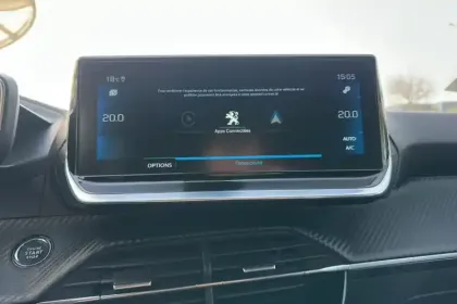 Photo 17 Peugeot 208  PureTech 100 S&S BVM6