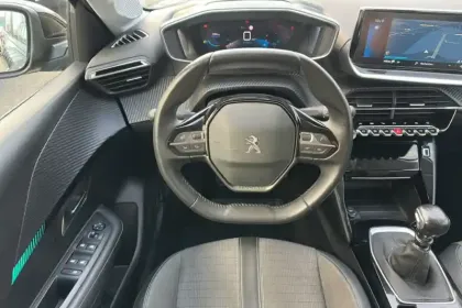 Photo 12 Peugeot 208  PureTech 100 S&S BVM6