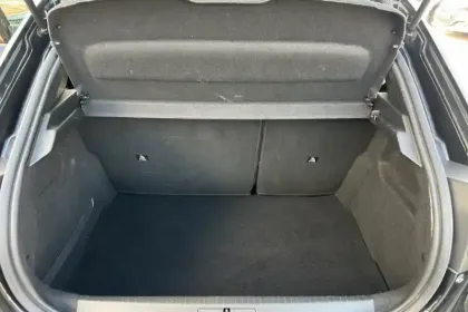 Photo 10 Peugeot 208  PureTech 100 S&S BVM6