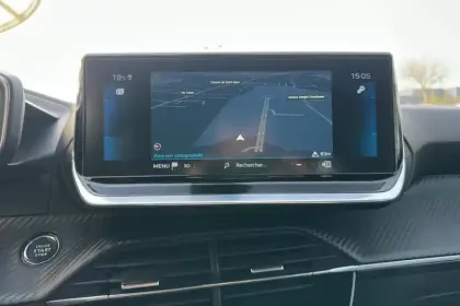 Photo 15 Peugeot 208  PureTech 100 S&S BVM6