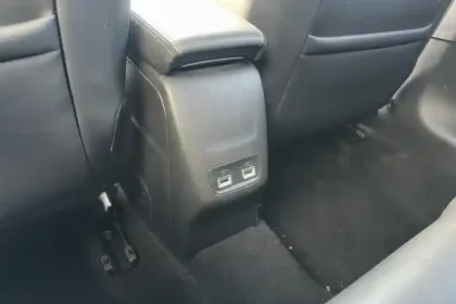 Photo 23 Peugeot 208  PureTech 100 S&S BVM6