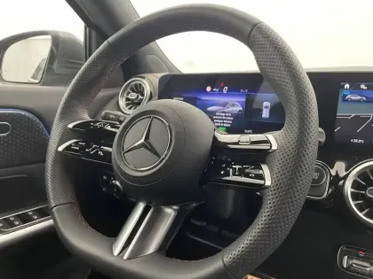 Photo 23 Mercedes EQA  250+