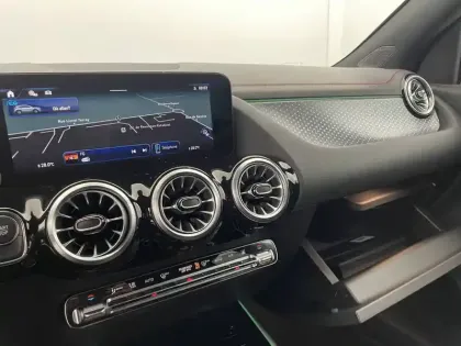 Photo 24 Mercedes EQA  250+