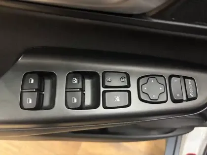 Photo 24 Hyundai Kona  Hybrid 141