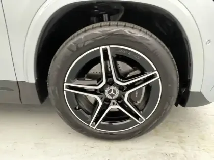 Photo 46 Mercedes GLA  250 e Hybrid EQ 8G-DCT