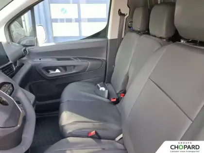 Photo 8 Peugeot Partner E- FOURGON M 800 KG 136 CH BATTERIE 54 KWH