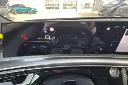 Photo 12 Peugeot 3008  Electrique 210 ch 73 kWh