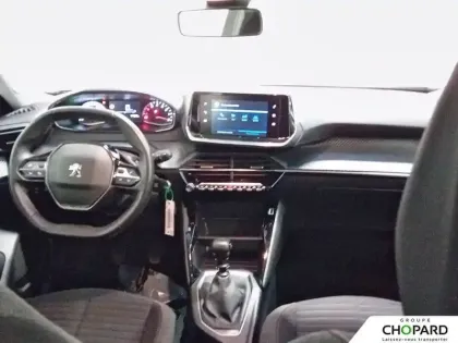 Photo 24 Peugeot 2008  PureTech 130 S&S BVM6