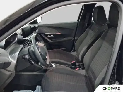 Photo 18 Peugeot 2008  PureTech 130 S&S BVM6