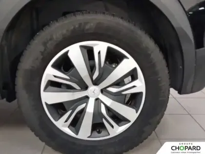 Photo 29 Peugeot 2008  PureTech 130 S&S BVM6