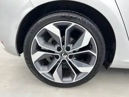 Photo 30 Renault Megane Gén. IV (BFB) Ph1 Intens 5