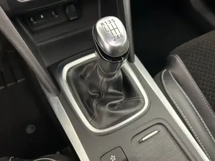 Photo 53 Renault Megane Gén. IV (BFB) Ph1 Intens 5