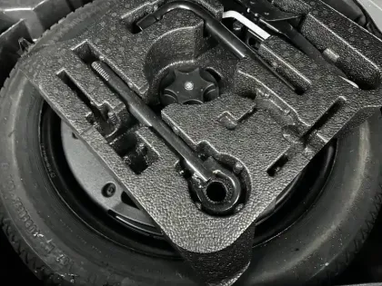 Photo 37 Renault Megane Gén. IV (BFB) Ph1 Intens 5