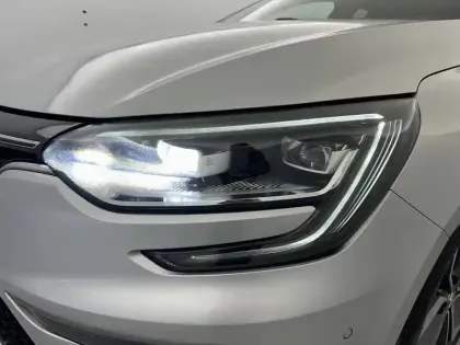 Photo 35 Renault Megane Gén. IV (BFB) Ph1 Intens 5