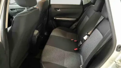 Photo 46 Suzuki Vitara  1.4 Boosterjet Hybrid
