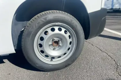 Photo 9 Peugeot Partner  FGN DIESEL 100 CH M CHARG UT MAJ MANUELLE