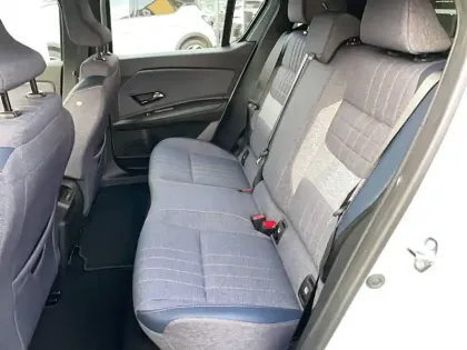 Photo 13 Renault 4 Renault  E-Tech Electrique 150 ch autonomie confort