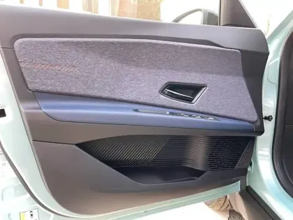 Photo 10 Renault 4 Renault  E-Tech Electrique 150 ch autonomie confort