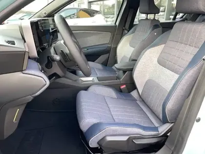 Photo 8 Renault 4 Renault  E-Tech Electrique 150 ch autonomie confort