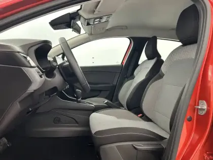 Photo 75 Renault Clio  E-Tech full hybrid 145 ch GSR2