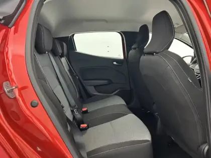 Photo 82 Renault Clio  E-Tech full hybrid 145 ch GSR2