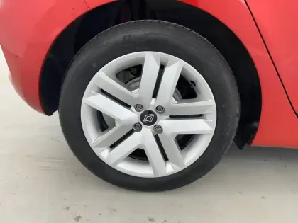 Photo 30 Renault Clio Gén. V (BJA) Ph2 Evolution 5