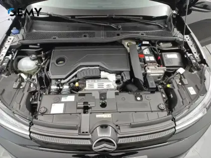 Photo 11 Citroën C4  Hybride 145 e-DCS6