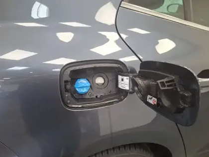 Photo 13 Renault Megane Mégane IV Berline Blue dCi 115