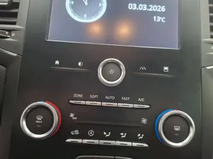 Photo 33 Renault Megane Mégane IV Berline Blue dCi 115