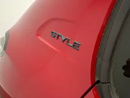 Photo 36 Peugeot 208  PureTech 75 S&S BVM5