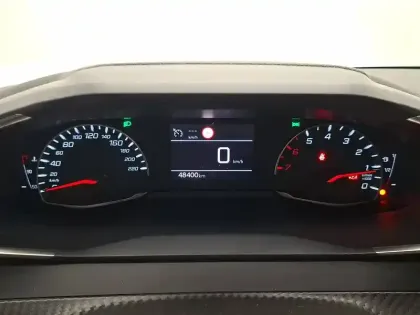 Photo 18 Peugeot 208  PureTech 75 S&S BVM5