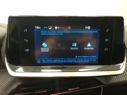 Photo 22 Peugeot 208  PureTech 75 S&S BVM5