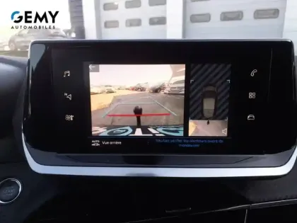 Photo 21 Peugeot 208  PureTech 100 S&S EAT8