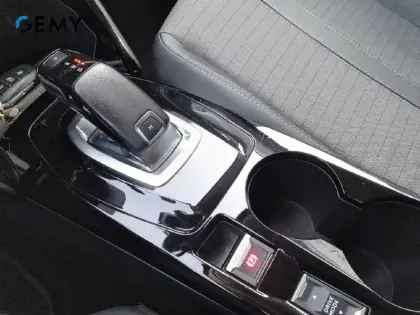 Photo 19 Peugeot 208  PureTech 100 S&S EAT8