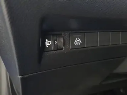 Photo 64 Peugeot 208 Gén. II Ph1 NG Allure 5