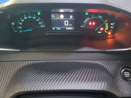 Photo 44 Peugeot 208 Gén. II Ph1 NG Allure 5