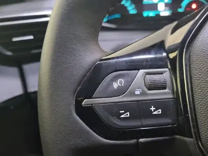 Photo 28 Peugeot 208 Gén. II Ph1 NG Allure 5