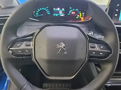 Photo 9 Peugeot 208 Gén. II Ph1 NG Allure 5