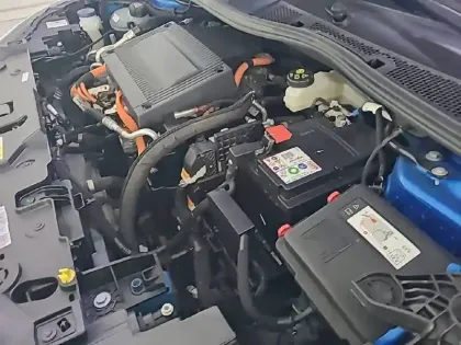 Photo 49 Peugeot 208 Gén. II Ph1 NG Allure 5