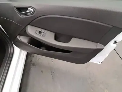 Photo 23 Renault Clio  TCe 100 GPL - 21N