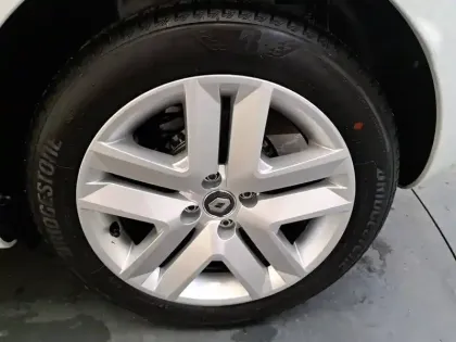 Photo 16 Renault Clio  TCe 100 GPL - 21N