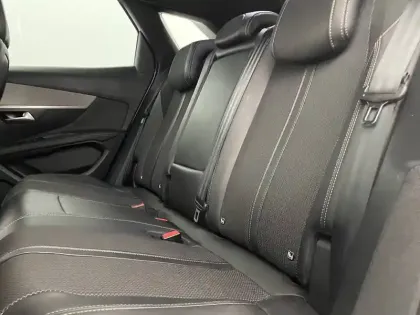 Photo 14 Peugeot 3008  Hybrid 225 e-EAT8