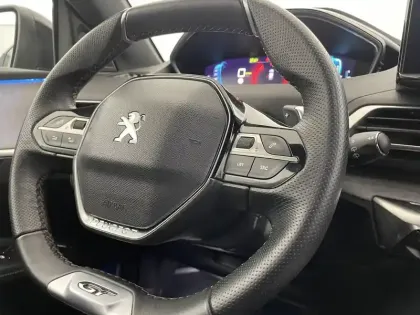 Photo 28 Peugeot 3008  Hybrid 225 e-EAT8